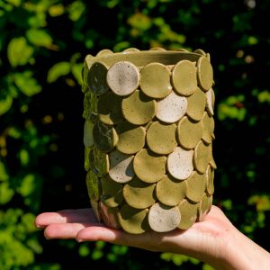 Vase à écailles